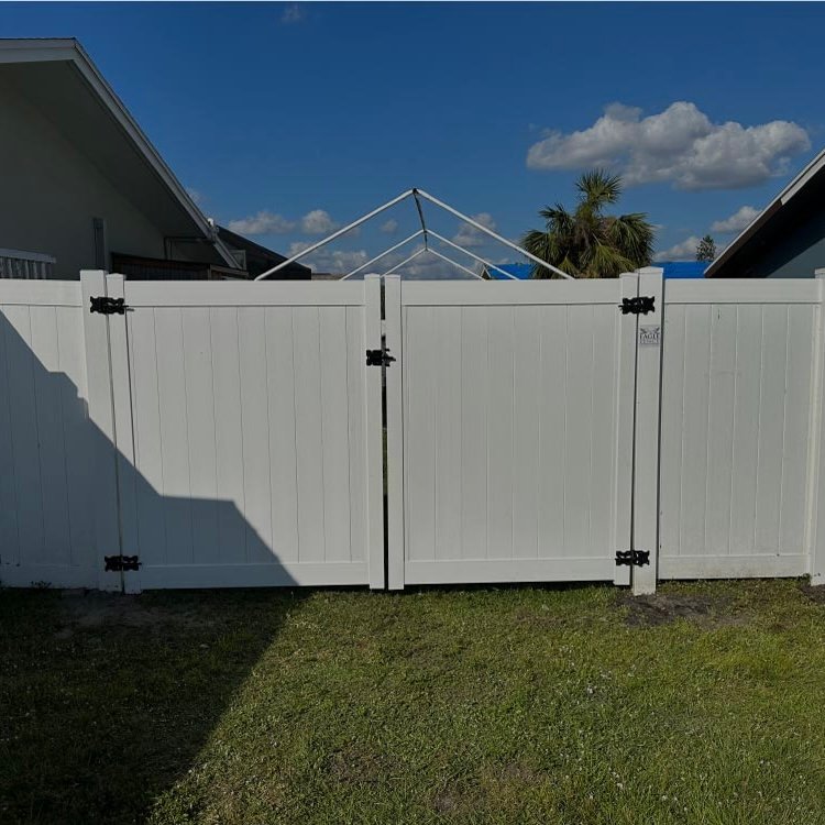 white PVC fence